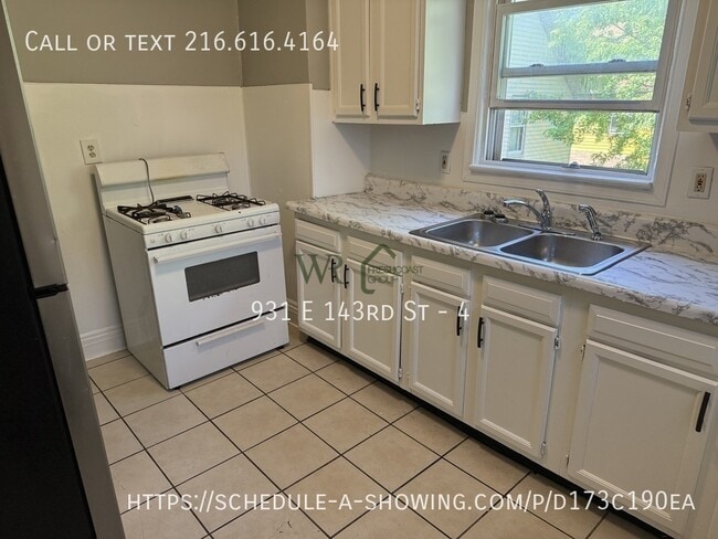 Building Photo - 931 E 143rd St