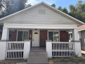 Building Photo - 616 Harmony Ct