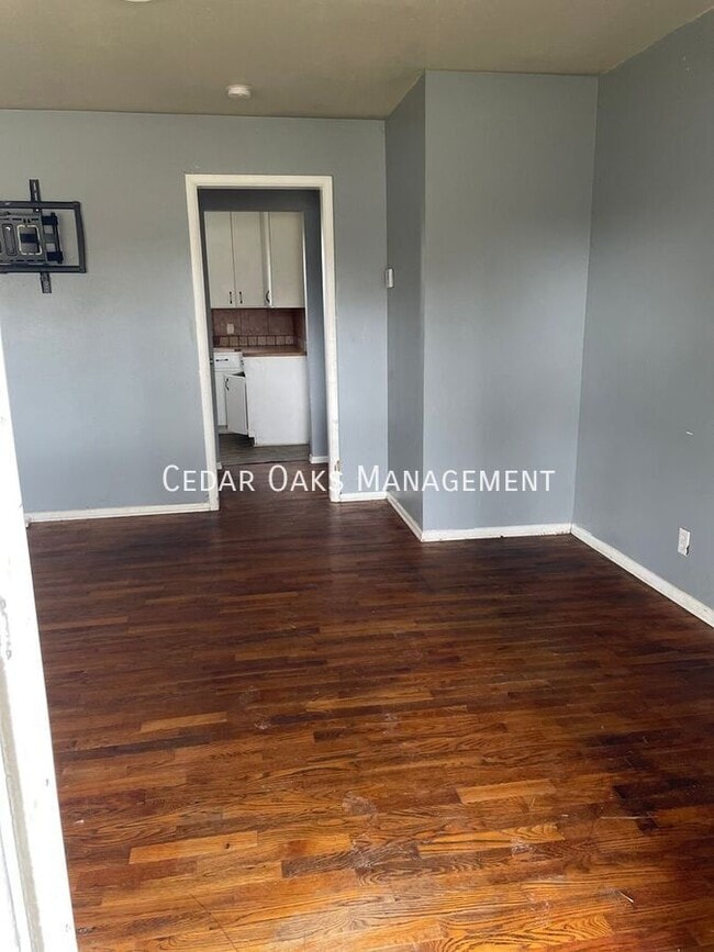 Foto del edificio - 314 S Neal-