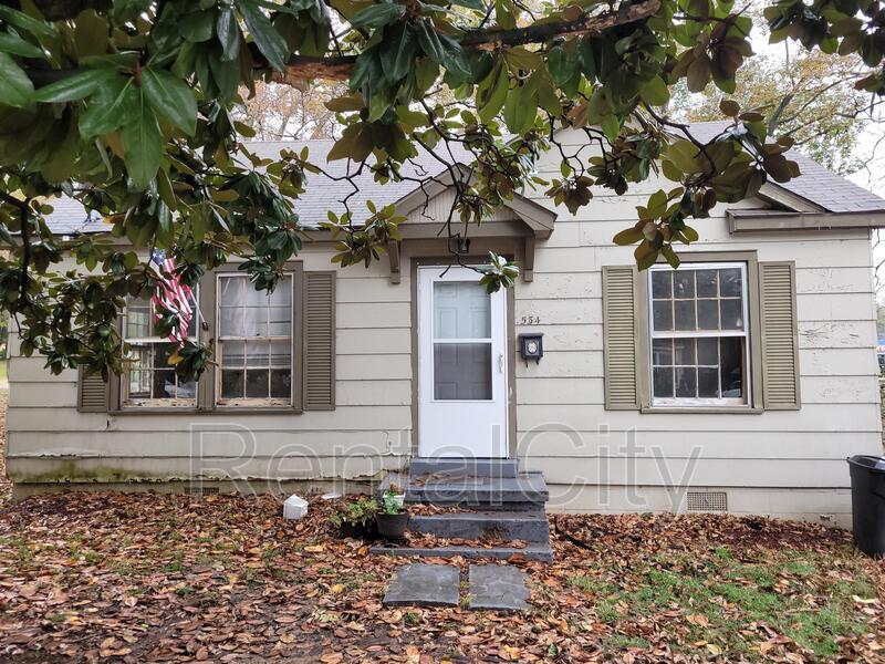 534 Ferguson Ave, Dyersburg, TN 38024 House for Rent in Dyersburg, TN