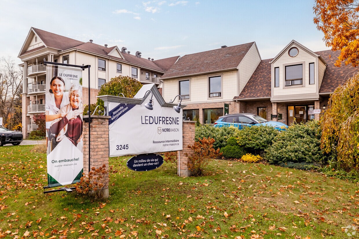 Building Photo - Le Richebourg