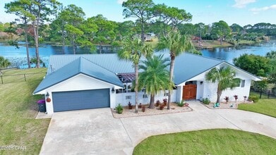 Building Photo - 263 Lullwater Dr