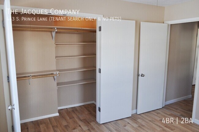 Building Photo - 443 S Prince Ln