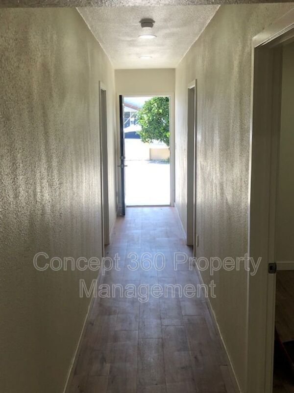 Foto del edificio - 2901 E Artesia Blvd
