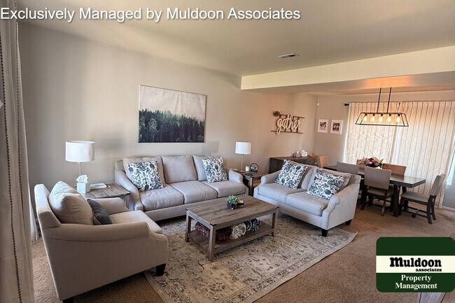 Foto del edificio - Coming Soon! Great 2 story 4 bed 2.5 bath ...