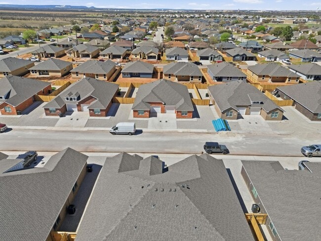 Building Photo - Pre-Leasing Now | Luxury Duplexes Near the Data Center