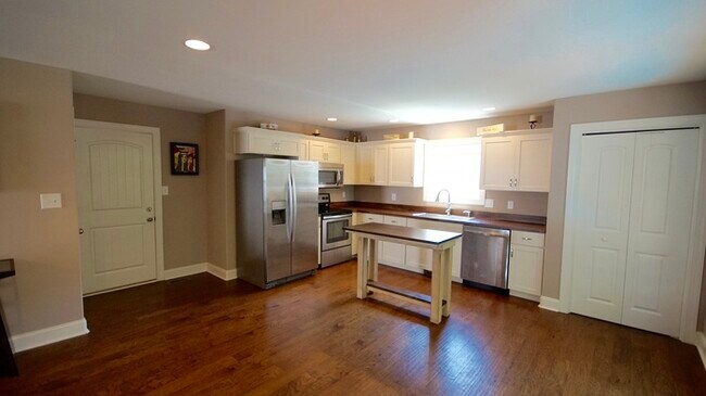 Foto del edificio - 2646 Alex Overlook Way