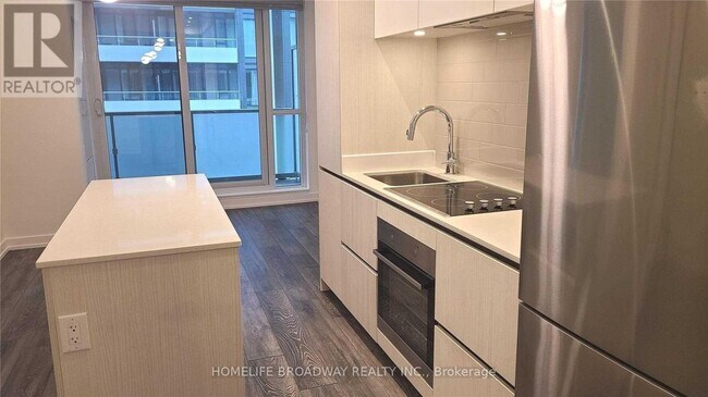 Photo du bâtiment - 34 Tubman Ave