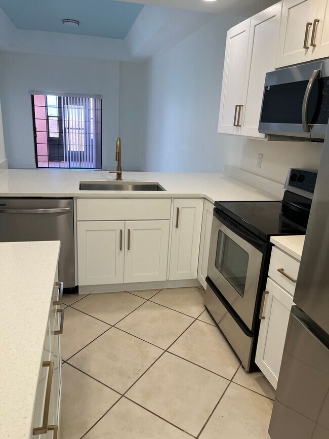 Foto del edificio - 752 S Orlando Ave