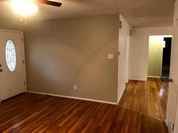 Building Photo - 6882 Foxbend Ct
