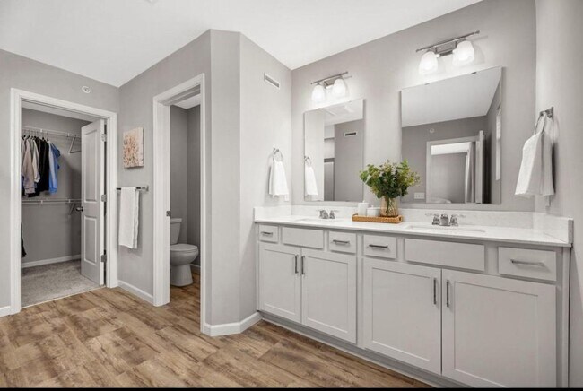 Foto del edificio - 5318 94th Ln N