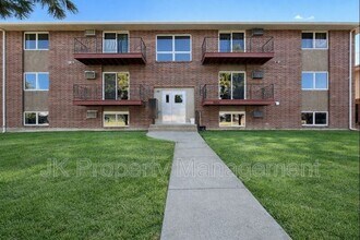 Building Photo - 3440 11th Ave S