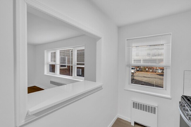 Foto del edificio - Edgar Gardens Apartments Studio