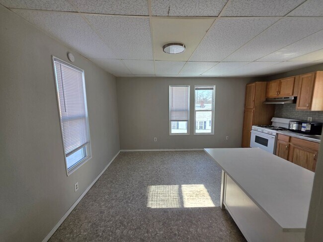 Foto del edificio - 308 E Clark St