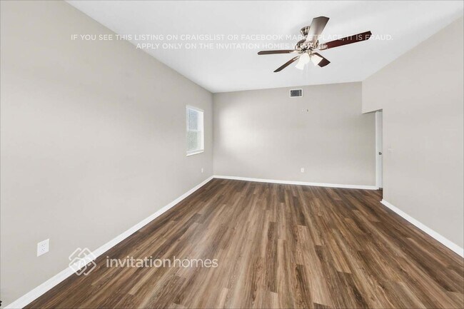 Building Photo - 11904 Butler Woods Cir