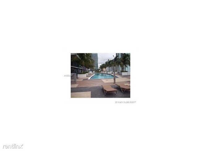 Building Photo - 1421 S Miami Ave