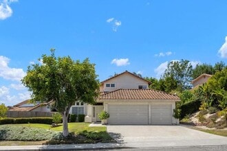 Building Photo - 1525 Avenida Andante