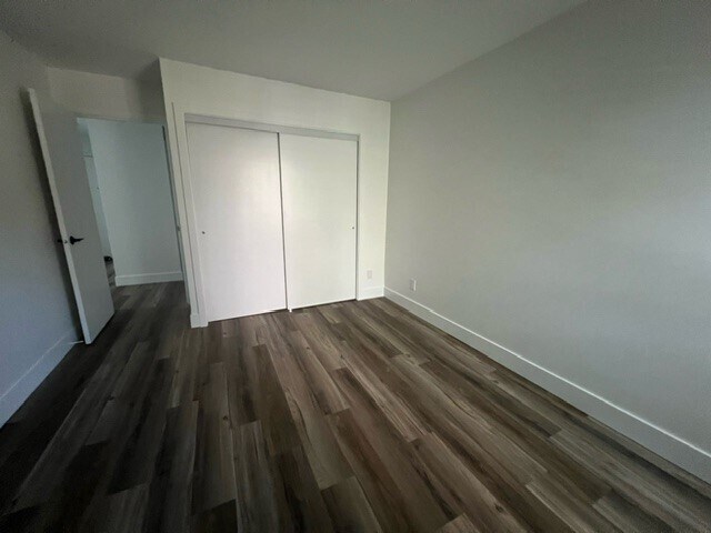 Building Photo - Unit #301 at Cumberland Park Apartments – Spacious Living in Guildford