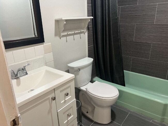 Building Photo - ½ OFF First Month's Rent! Updated Apartment in a Prime Central Las Vegas Location