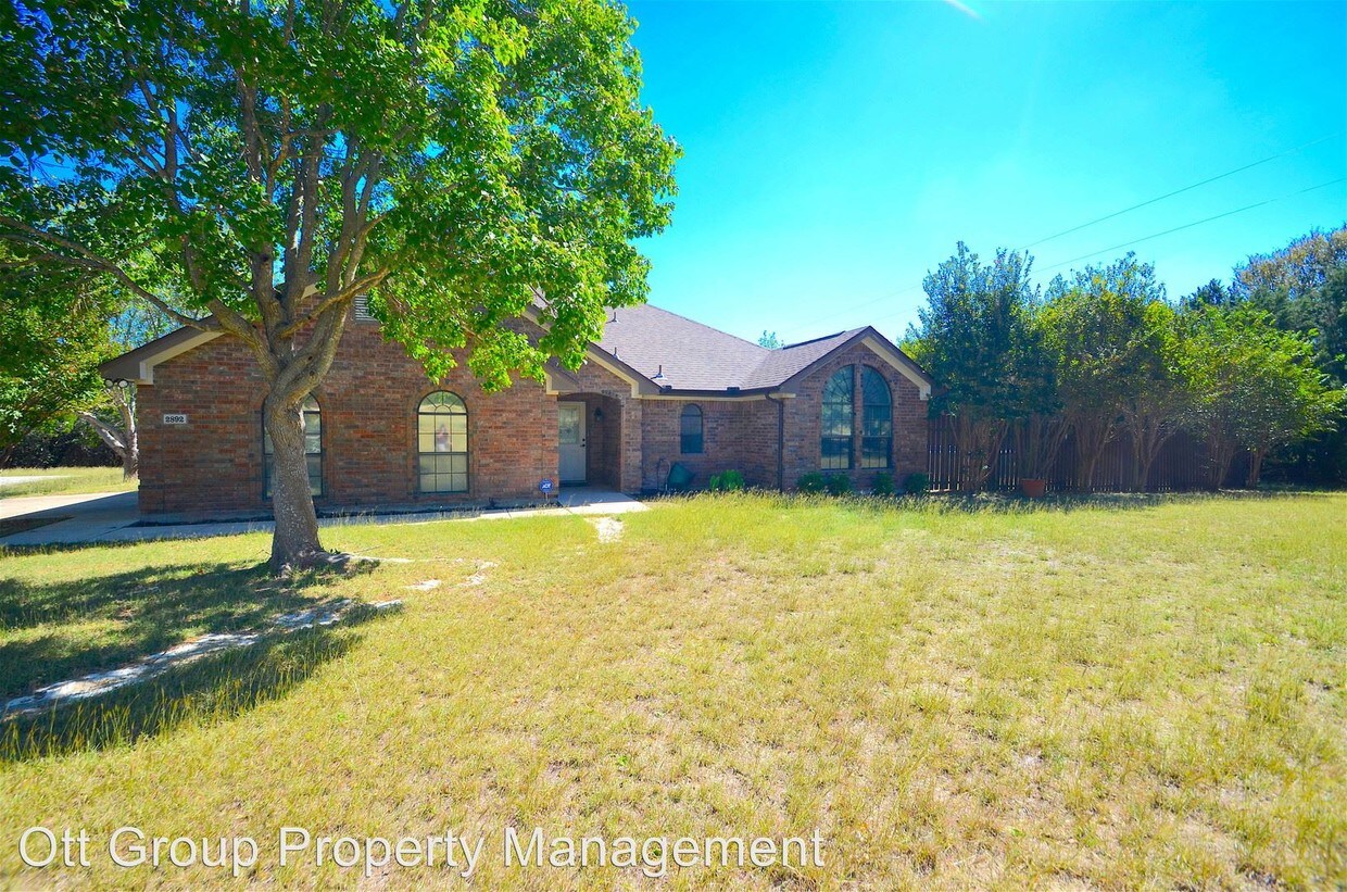Primary Photo - 2892 Retama Dr