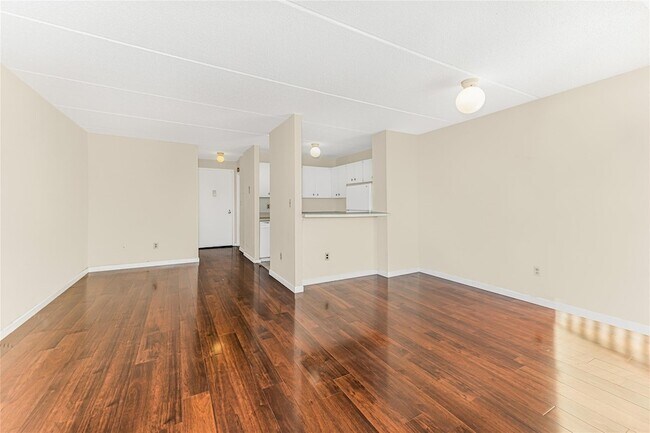 Foto del edificio - 1155 Warburton Ave