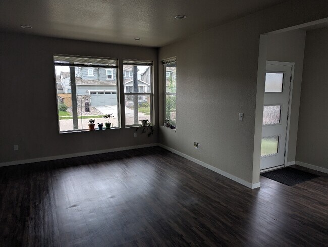 Building Photo - 3038 Comet St