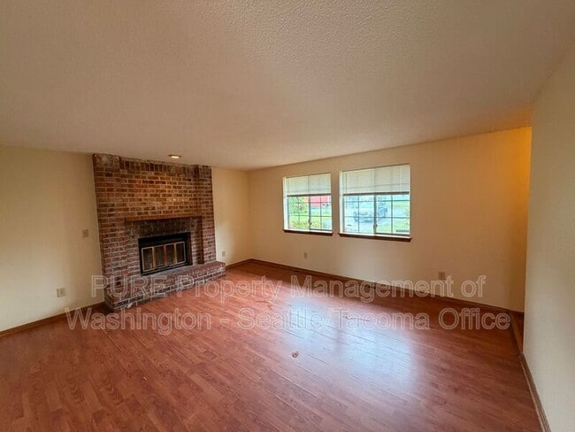 Foto del edificio - 9017 Wildwood Ave SW