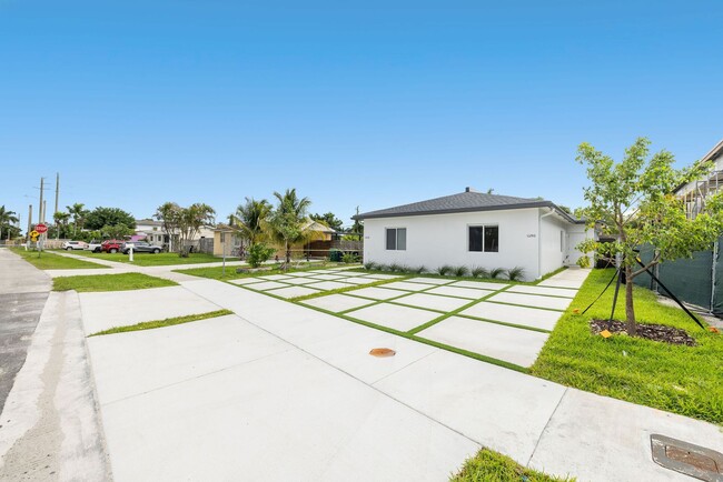 Building Photo - Quail Roost Duplex