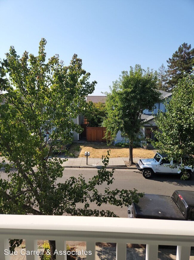 Building Photo - 3 br, 2.5 bath House - 4015 Match Point Ave