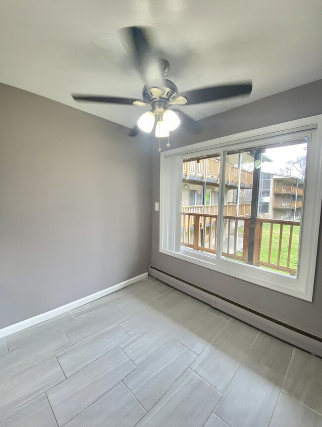 1BD 1BA - 29350 Woodward Ave