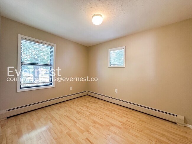 Foto del edificio - 720 E Colorado Ave