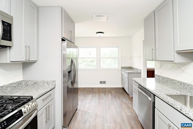 Foto del edificio - 909 Ridge St