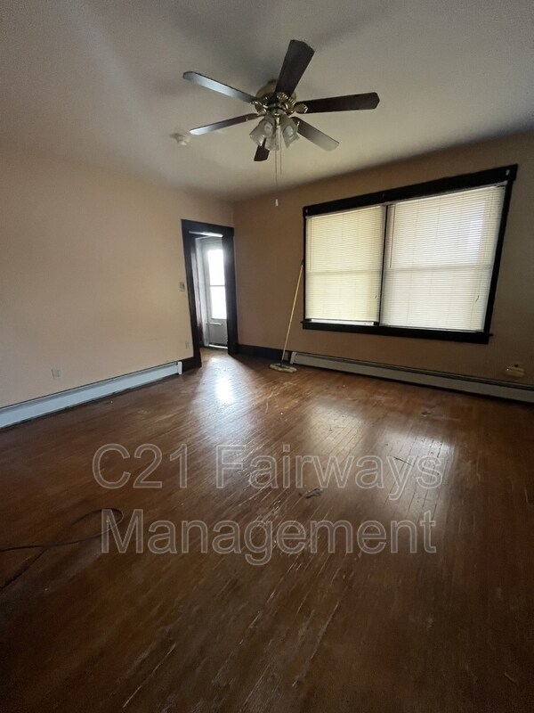 Foto del edificio - 534 Cavitt Ave