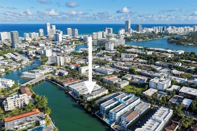 Foto del edificio - 1135 Marseille Dr