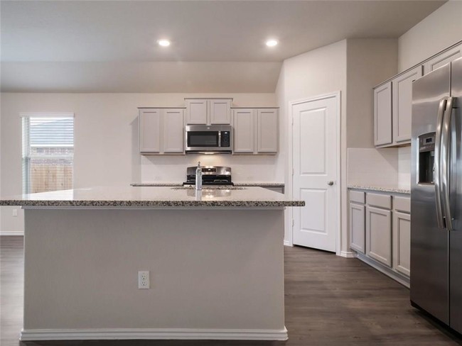 Building Photo - 11808 Reindeer Dr