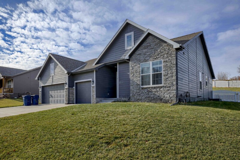 Foto principal - 10914 S 172nd St