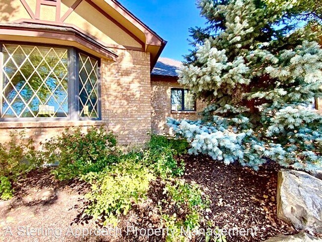 Building Photo - 3 br, 2.5 bath House - 9070 W Brookside Lane