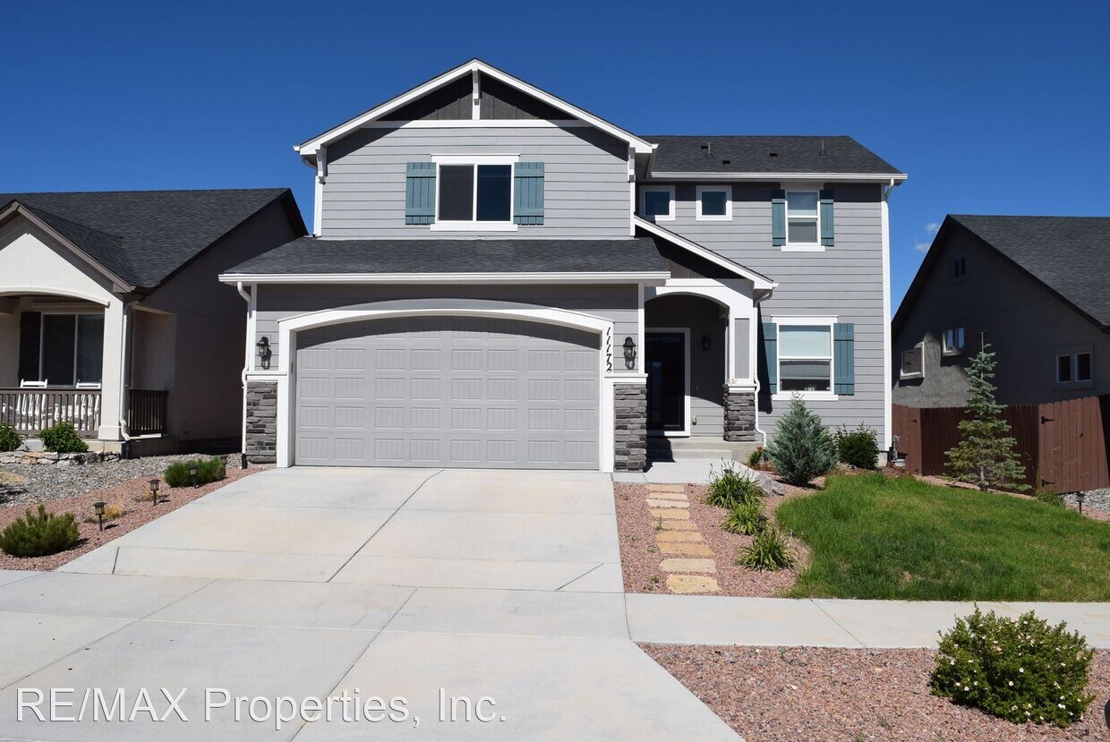 5 br, 3.5 bath House 11172 Falling Snow Ln House for Rent in