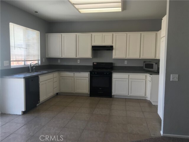 Foto del edificio - 12717 Gaines St