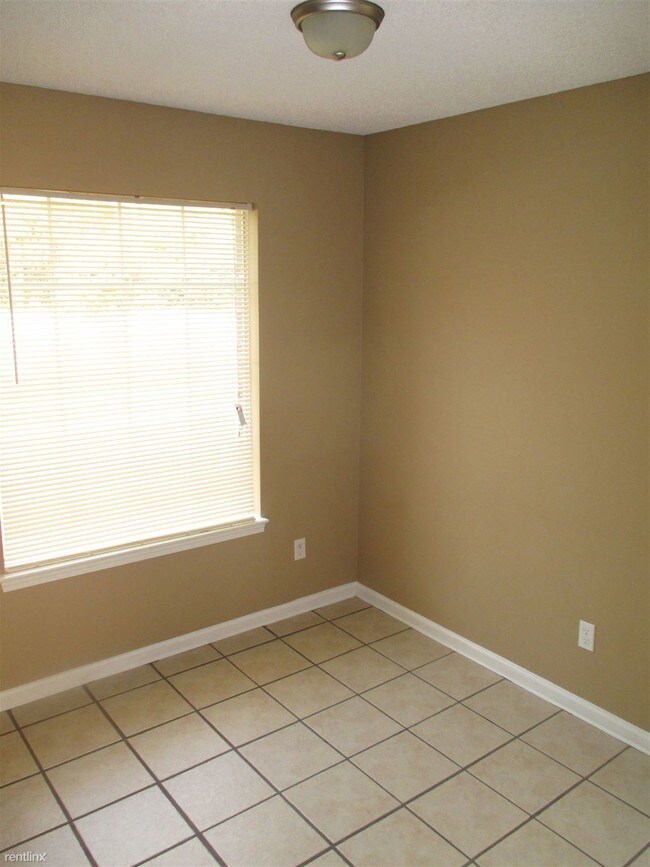 Building Photo - 6546 Patmore Rd