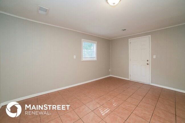 Building Photo - 8339 Reinosa Way