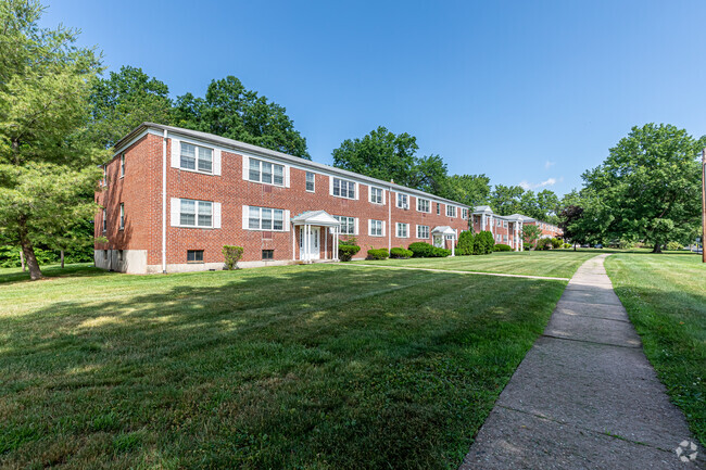 Folly Brook Apartments