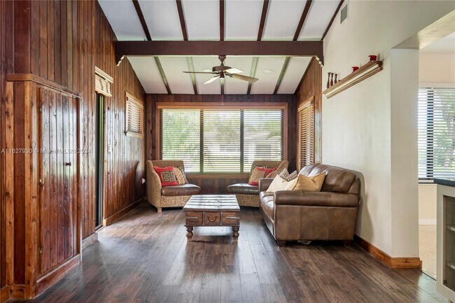 Building Photo - 9100 SW 81st Ave