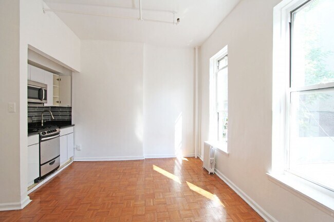 Building Photo - 204 West 132nd Street