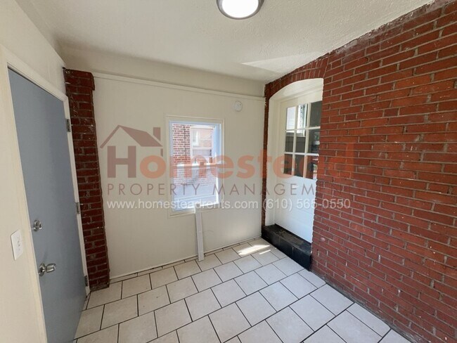Building Photo - Move In Special! First Month at Half Rent!...