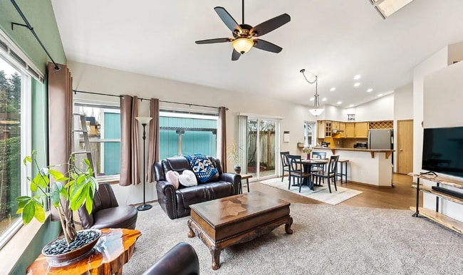 Building Photo - Beautiful 2 Bedroom, 2 Bath Bridlewood Rambler with Modern Upgrades in Tumwater