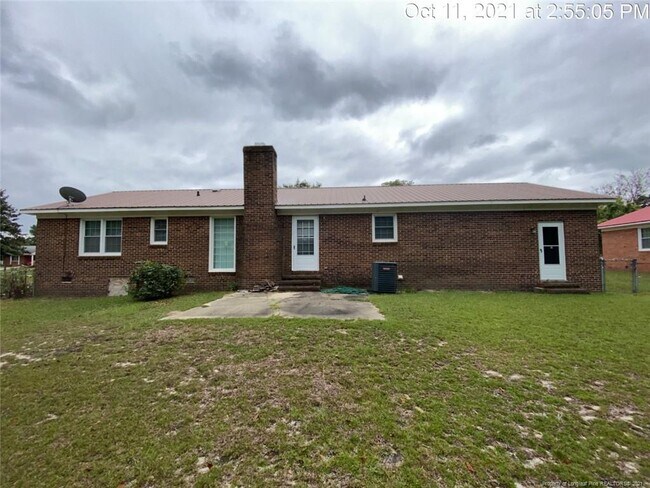 Building Photo - 5928 McDougal Dr