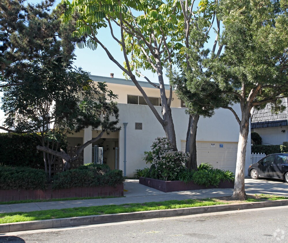 Building Photo - 1518 Harvard St