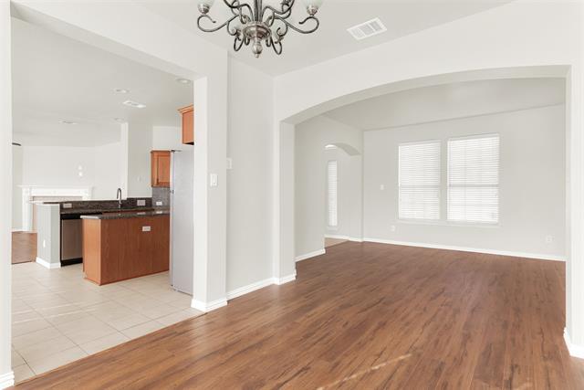 Foto del edificio - 906 Crested Cove Dr