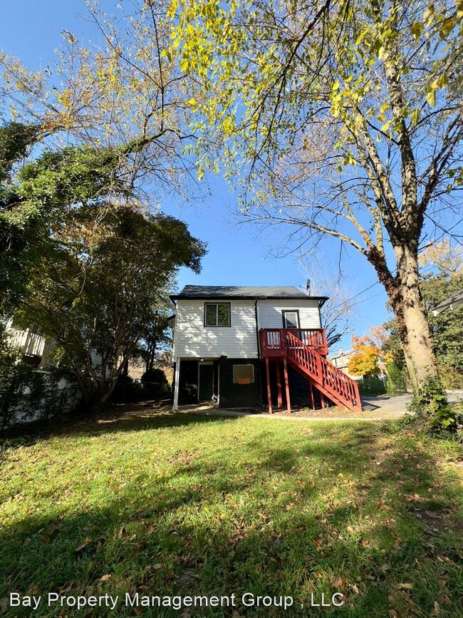 Building Photo - 5 br, 3 bath House - 111 Mallow Hill R